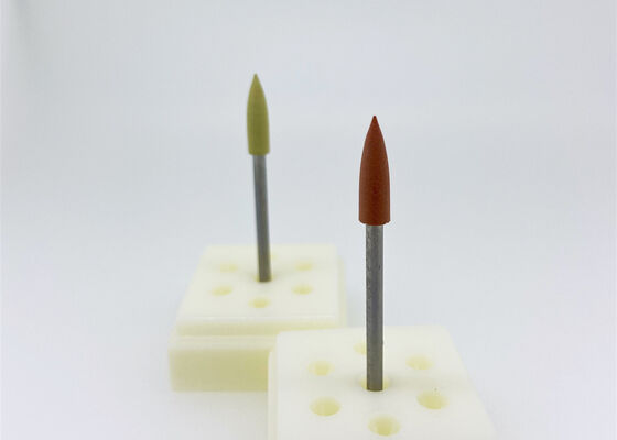 品質  4.0mm Sintered Diamond Disc Dental Lab Rubber Polishing Bur For Lithium Disilicate 工場