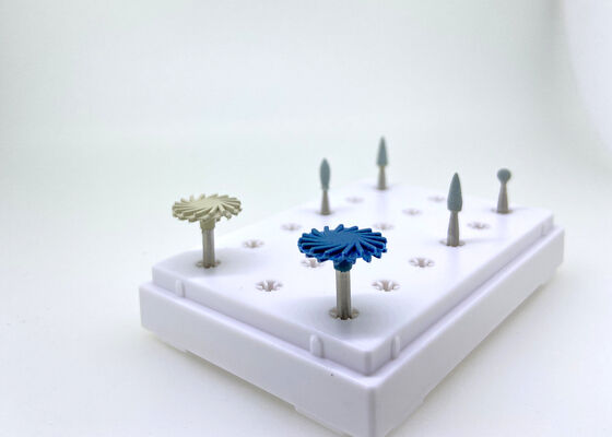 品質  Abrasive Dental Polishing Kit / Diamond Finishing Bur RA Shank 10mm Diameter 工場